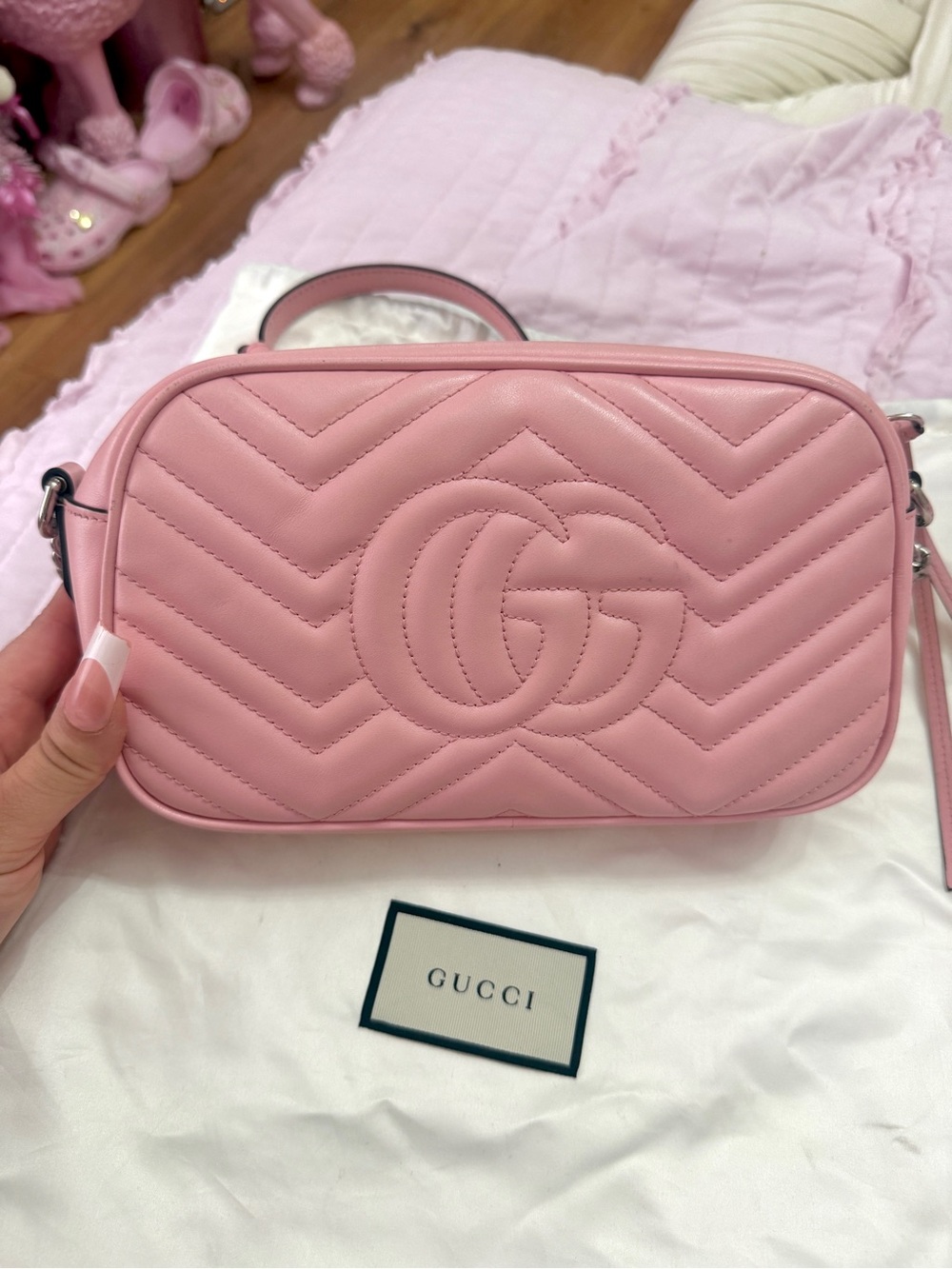 Authentic Gucci GG marmont leather handbag - Picture 3 of 6